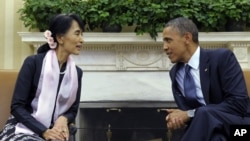 Tổng thống Obama gặp gỡ lãnh tụ dân chủ Miến Ðiện Aung San Suu Kyi tại Tòa Bạch Ốc,ngày 19/9/2012.