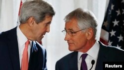 Ngoại trưởng Kerry và Bộ trưởng Quốc phòng Mỹ Chuck Hagel.